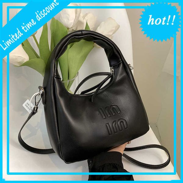 fashion luxury designer bag small handheld shoulder bag 2023 new crossbody versatile underarm live women's evening clutches handbags de
fashion luxury designer bag small handheld shoulder bag 2023 new crossbody versatile underarm live women's evening clutches handbags de