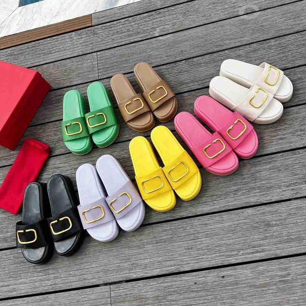 classic new rivet slides summer flat slipper big rivet women sslide quilted gold stud sheepskin mules soft printing summer l beach size 35-4, Black
classic new rivet slides summer flat slipper big rivet women sslide quilted gold stud sheepskin mules soft printing summer l beach size 35-4, Black