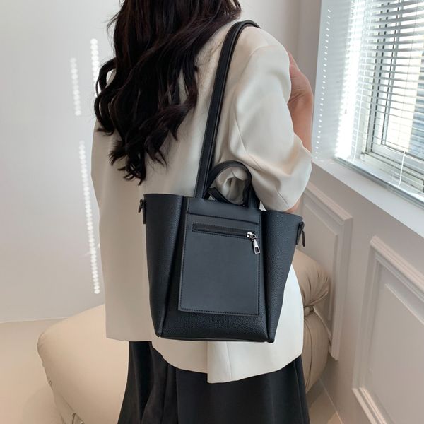 women inclined shoulder bags fashion casual womens bag small handbag totes high-capacity pu leather large volume wholesale girl mobile phone
women inclined shoulder bags fashion casual womens bag small handbag totes high-capacity pu leather large volume wholesale girl mobile phone