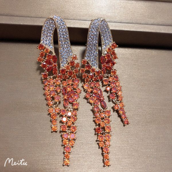 stud bilincolor golden orange long tassel earring for women wedding 230325, Golden;silver
stud bilincolor golden orange long tassel earring for women wedding 230325, Golden;silver