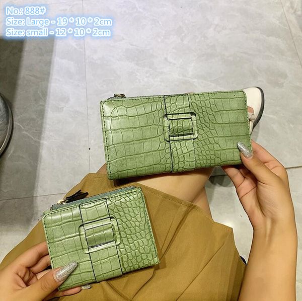 wholesale ladies shoulder bag 5 colors elegant temperament embossed crocodile wallet multifunctional folding leather wallets street fashion, Red;black
wholesale ladies shoulder bag 5 colors elegant temperament embossed crocodile wallet multifunctional folding leather wallets street fashion, Red;black