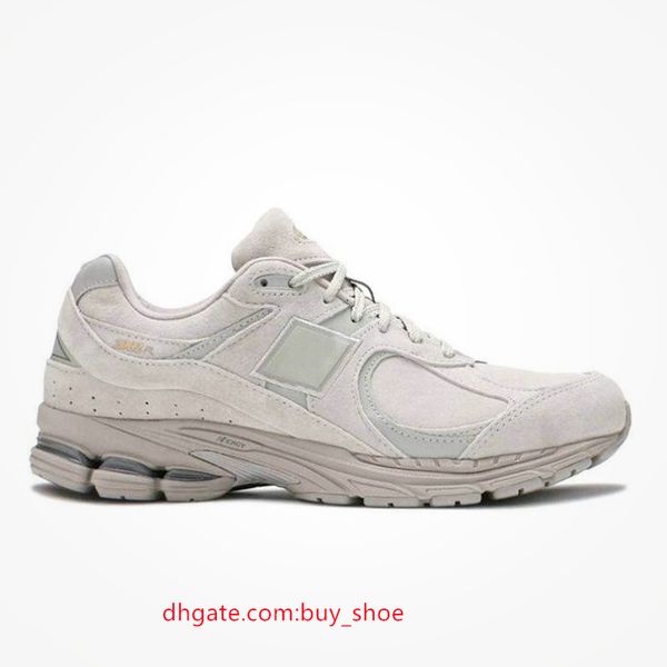 designer luxury brand men women casual shoes track white black gomma leather trainer nylon printed platform fashion sneakers 2hq4
designer luxury brand men women casual shoes track white black gomma leather trainer nylon printed platform fashion sneakers 2hq4