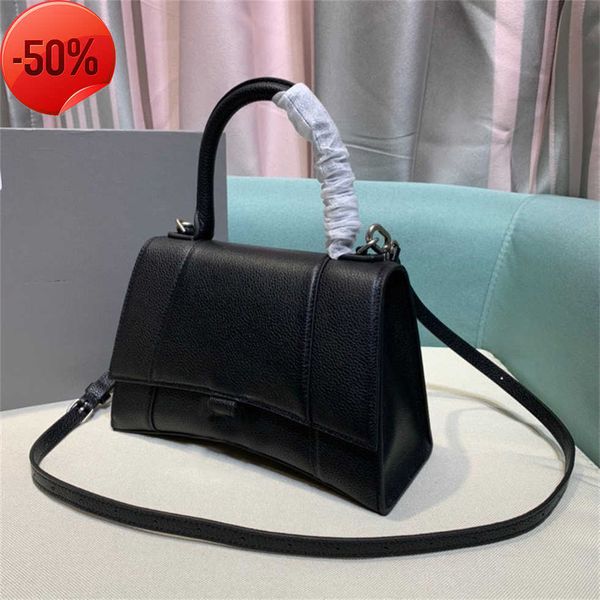 channel bag black luxury design fashion bb hourglass bags handbags shoulder bag women's crossbody retro large capacity lady tote cosmet
channel bag black luxury design fashion bb hourglass bags handbags shoulder bag women's crossbody retro large capacity lady tote cosmet
