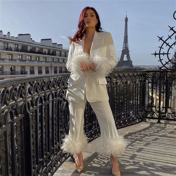 ostrich feather mother of the bride pants suits women ladies formal evening party blazer wear jacket 2 pieces, Black;red
ostrich feather mother of the bride pants suits women ladies formal evening party blazer wear jacket 2 pieces, Black;red