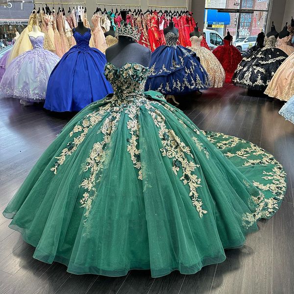emerald green tulle quinceanera dresses long train bow back lace-up ball gown sweetheart 3d flowers gold appliques corset sweet 15 party pro, Blue;red
emerald green tulle quinceanera dresses long train bow back lace-up ball gown sweetheart 3d flowers gold appliques corset sweet 15 party pro, Blue;red