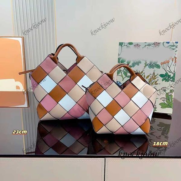 women luxury handbags designer beach bag fashion knitting purse shoulder large tote with chain canvas shopping bag 230325
women luxury handbags designer beach bag fashion knitting purse shoulder large tote with chain canvas shopping bag 230325