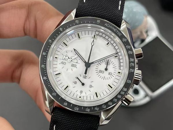 men's mechanical watch designer watch 42mm dial using ultra-3861 manual winding movement run second timing function 42mm silver case lu, Slivery;brown
men's mechanical watch designer watch 42mm dial using ultra-3861 manual winding movement run second timing function 42mm silver case lu, Slivery;brown
