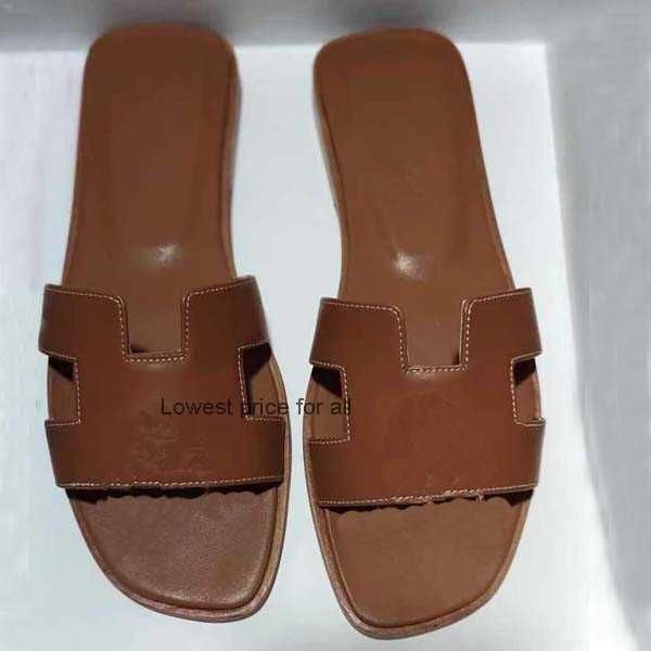 luxury quality woman sandals fashion slipper super star flat casual shoes genuine leather flip flops size 34-43 with box, Black
luxury quality woman sandals fashion slipper super star flat casual shoes genuine leather flip flops size 34-43 with box, Black