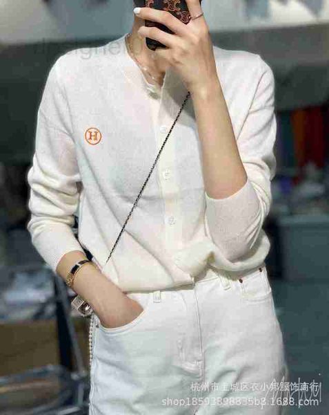 women's knits & tees designer chest letter jacquard tri-color long sleeve round neck 100% soft glutinous cashmere knitted cardigan 21 a, White
women's knits & tees designer chest letter jacquard tri-color long sleeve round neck 100% soft glutinous cashmere knitted cardigan 21 a, White