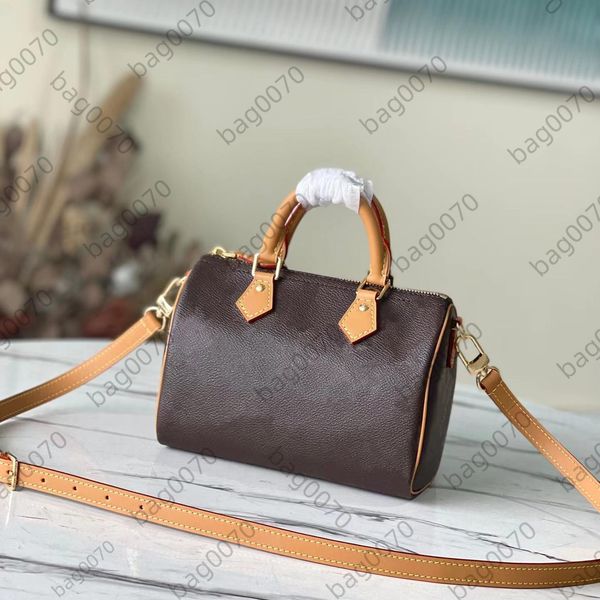 2023 fashion bags totes women genuine real leather speedy handbag shoulder bag 25 strap handbags pu bottegas ladies tote can stamping luxury
2023 fashion bags totes women genuine real leather speedy handbag shoulder bag 25 strap handbags pu bottegas ladies tote can stamping luxury