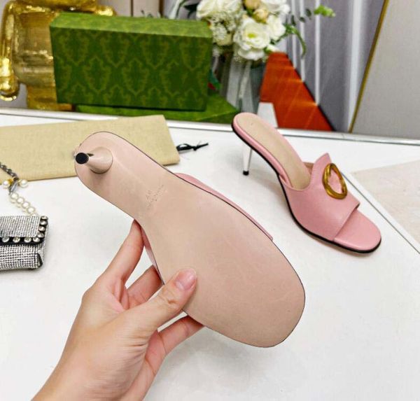 fashion metallic heel high-heeled slippers high heels open toes slip-on slides printing leather outsole sandals for women designer shoes 35-, Black
fashion metallic heel high-heeled slippers high heels open toes slip-on slides printing leather outsole sandals for women designer shoes 35-, Black