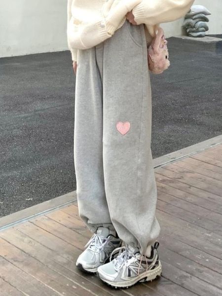 women's pants capris houzhou kawaii winter oversize gray women jogging sweatpants korean fashion heart embroidery fleece warm joggers s, Black;white 
women's pants capris houzhou kawaii winter oversize gray women jogging sweatpants korean fashion heart embroidery fleece warm joggers s, Black;white