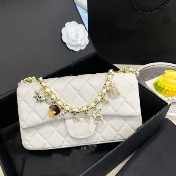 handbags fashion women's bag lingge crossbody bag women's fashionable ins chain one shoulder small square bag
handbags fashion women's bag lingge crossbody bag women's fashionable ins chain one shoulder small square bag