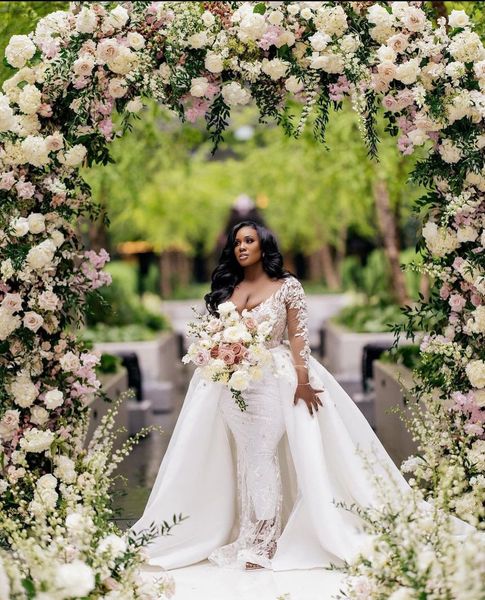 elegant mermaid wedding dresses long sleeves v neck beaded sequins appliques 3d lace hollow detachable train zipper bridal gowns plus size v, White
elegant mermaid wedding dresses long sleeves v neck beaded sequins appliques 3d lace hollow detachable train zipper bridal gowns plus size v, White