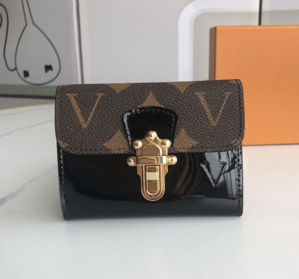 fashion designer wallets luxury small purses womens patent leather hasp wallet high-quality flower letter short credit card holders ladies m, Red;black
fashion designer wallets luxury small purses womens patent leather hasp wallet high-quality flower letter short credit card holders ladies m, Red;black