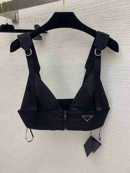 women's tanks & camis designer autumn/winter new front zipper back elastic design waist shaped motorcycle bra q587, White
women's tanks & camis designer autumn/winter new front zipper back elastic design waist shaped motorcycle bra q587, White