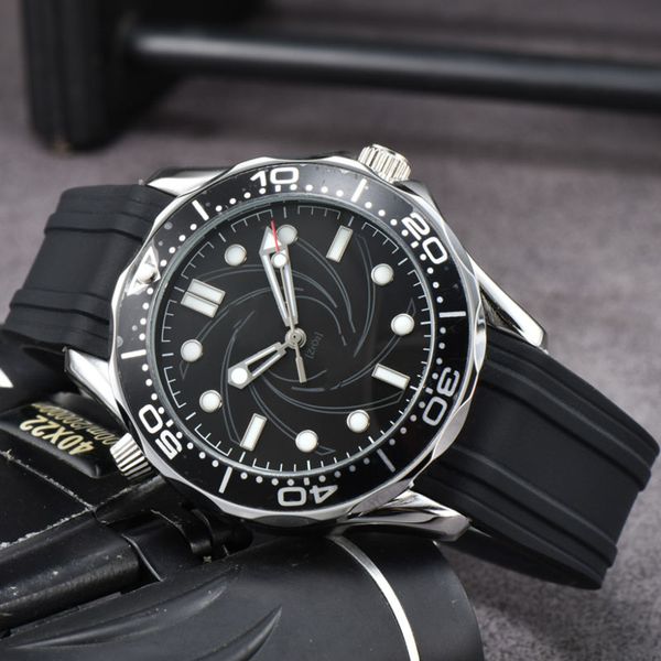 aaa men watch automatic hour hand mechanical movement stainless steel watch fashion multifunctional strap wristwatch, Slivery;brown
aaa men watch automatic hour hand mechanical movement stainless steel watch fashion multifunctional strap wristwatch, Slivery;brown
