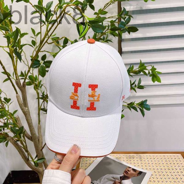 designer luxury baseball cap fashion classic simple style men and women universal design temperament sunshade outdoor travel applicability p, Blue;gray
designer luxury baseball cap fashion classic simple style men and women universal design temperament sunshade outdoor travel applicability p, Blue;gray