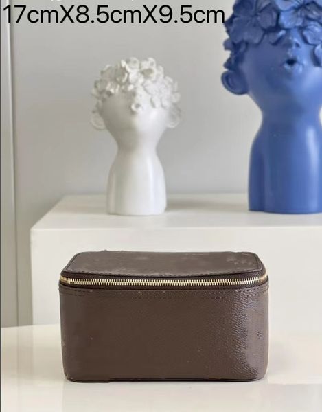 10a luxurys designersr quality mini cosmetic bag brown flower handbag womens real leather cowhide trimmings purse luxury designers clutch zi
10a luxurys designersr quality mini cosmetic bag brown flower handbag womens real leather cowhide trimmings purse luxury designers clutch zi