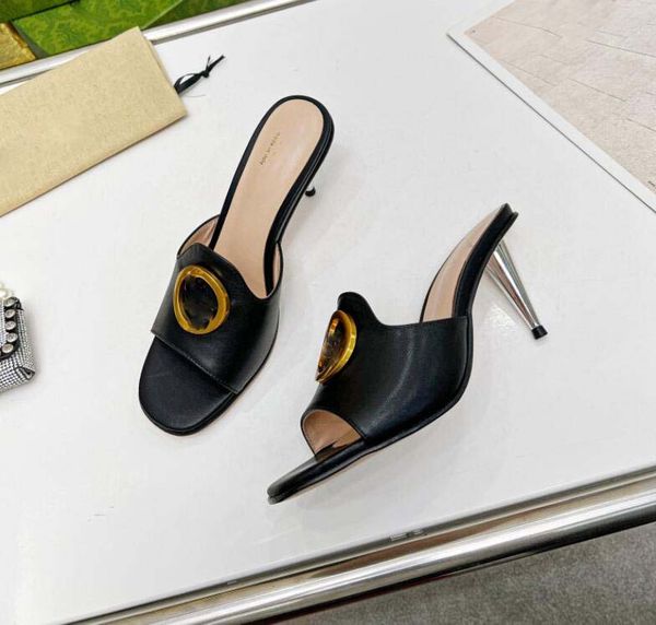 2023 designer slippers thick bottom sandals letter embroidery slides lady platform wedges sandal beach high heel, Black
2023 designer slippers thick bottom sandals letter embroidery slides lady platform wedges sandal beach high heel, Black
