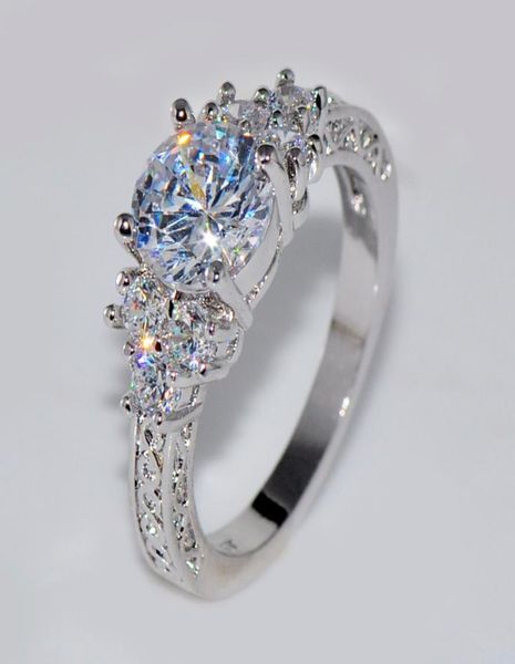 fashion cute female girls white round wedding ring luxury 925 sterling silver diamond ring promise engagement rings for women4215838, Slivery;golden
fashion cute female girls white round wedding ring luxury 925 sterling silver diamond ring promise engagement rings for women4215838, Slivery;golden
