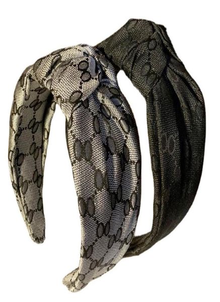 4color luxury leather headband letter print wide edge brand designer knot hair hoop for women outdoor sports breathab5637244, Black;brown
4color luxury leather headband letter print wide edge brand designer knot hair hoop for women outdoor sports breathab5637244, Black;brown
