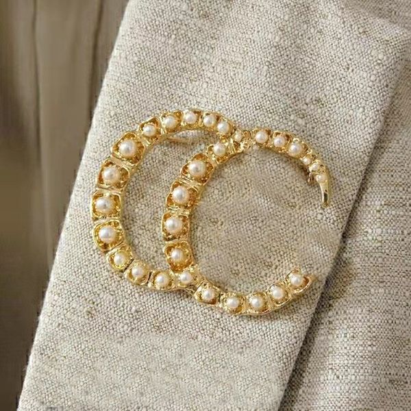 classic simple style brand letter brooch designer brooches pins for women charm wedding gift jewelry accessorie, Gray
classic simple style brand letter brooch designer brooches pins for women charm wedding gift jewelry accessorie, Gray