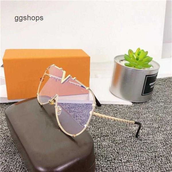 luxury designer sunglasses men eyeglasses outdoor shades pc frame fashion classic lady sun glasses mirrors for women319j, White;black
luxury designer sunglasses men eyeglasses outdoor shades pc frame fashion classic lady sun glasses mirrors for women319j, White;black