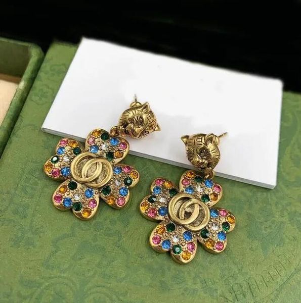 2023 new dangle earrings fashion light brand designer vintage leopard head colorful diamond petal earring wedding party high quality, Silver
2023 new dangle earrings fashion light brand designer vintage leopard head colorful diamond petal earring wedding party high quality, Silver