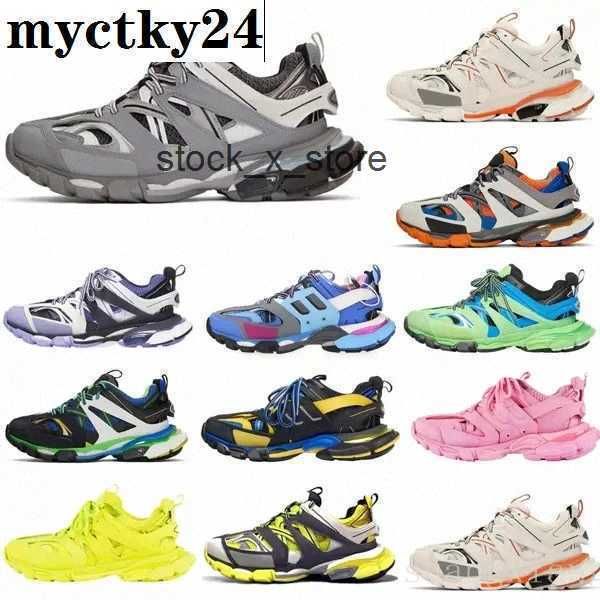 fashion luxury brand designer men women casual shoes track 3 3.0 triple white black sneakers tess.s. gomma leather trainer nylon printed
fashion luxury brand designer men women casual shoes track 3 3.0 triple white black sneakers tess.s. gomma leather trainer nylon printed