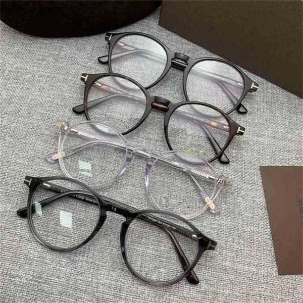 10% off luxury designer new men's and women's sunglasses 20% off fashion version flat light box version of the same model can be e, White;black
10% off luxury designer new men's and women's sunglasses 20% off fashion version flat light box version of the same model can be e, White;black