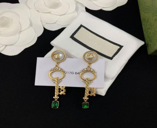 2021 chic double letter charm earrings with gift box emed stamp studs eardrop dangler for women party anniversary9839283, Golden
2021 chic double letter charm earrings with gift box emed stamp studs eardrop dangler for women party anniversary9839283, Golden