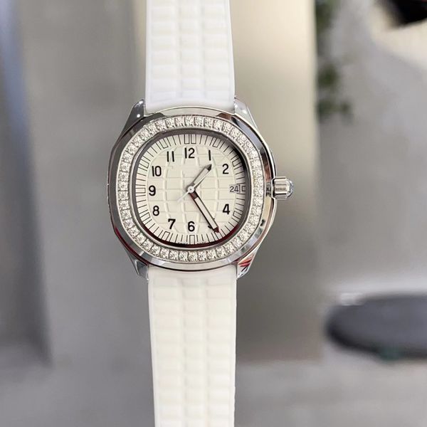 women's watch with diamond inlaymulti-function quartz stone watchexquisite craftsmanshipnatural rubber strapcrystal ringshowcasing wome, Slivery;golden
women's watch with diamond inlaymulti-function quartz stone watchexquisite craftsmanshipnatural rubber strapcrystal ringshowcasing wome, Slivery;golden