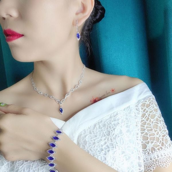 12 sets/lot pendant necklace earring bracelet suit inlaid zircon rhinestone twinkle bridal decorate non fading wedding american style elegan, Silver
12 sets/lot pendant necklace earring bracelet suit inlaid zircon rhinestone twinkle bridal decorate non fading wedding american style elegan, Silver