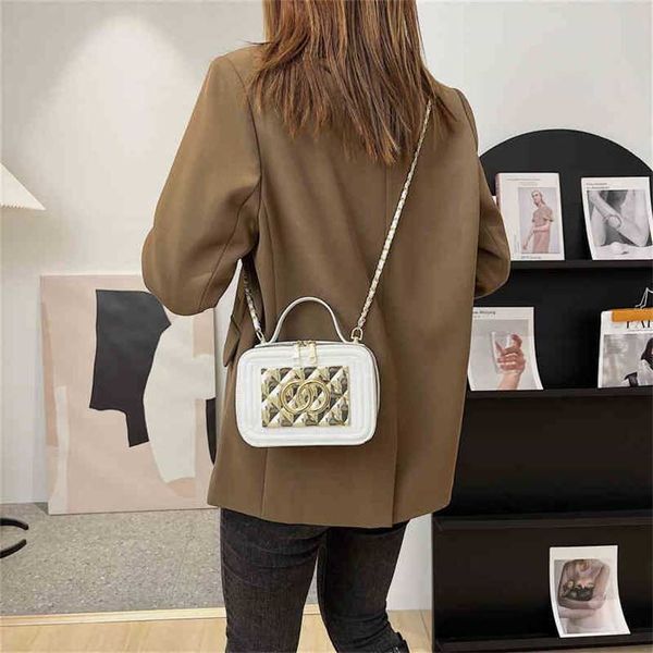 handbag 2023 new bag women's mirror small square ling lattice chain portable box shoulder messenger
handbag 2023 new bag women's mirror small square ling lattice chain portable box shoulder messenger