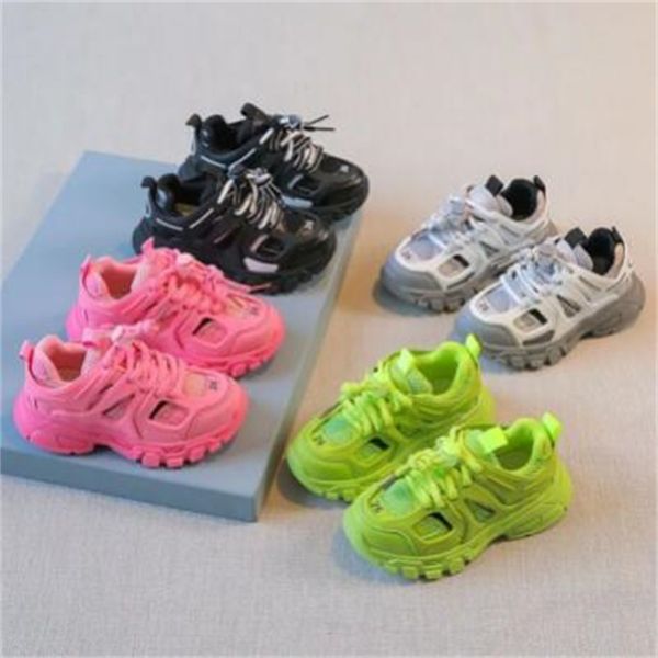 kids shoes designer sneakers spring autumn children shoe sports breathable youth casual trainers toddlers infants fashion teenagers brand at, Black;red
kids shoes designer sneakers spring autumn children shoe sports breathable youth casual trainers toddlers infants fashion teenagers brand at, Black;red