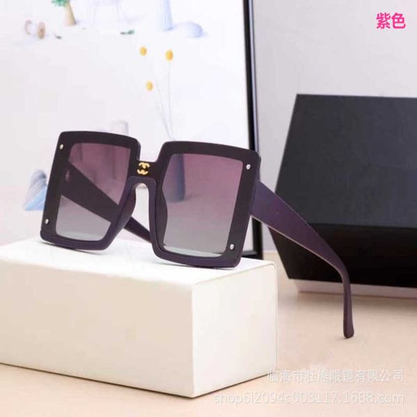 40% off luxury designer new men's and women's sunglasses 20% off small fragrant 543 large frame polarized style, White;black
40% off luxury designer new men's and women's sunglasses 20% off small fragrant 543 large frame polarized style, White;black