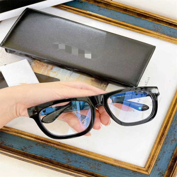 designer men's and women's beach couple sunglasses 20% off product plain mirror ch4133 net red super love big thin face flat light, White;black
designer men's and women's beach couple sunglasses 20% off product plain mirror ch4133 net red super love big thin face flat light, White;black