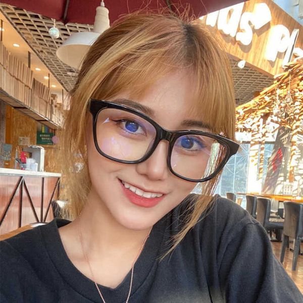 20% off luxury designer new men's and women's sunglasses 20% off plain face spectacle frame female with myopia anti blue light mal, White;black
20% off luxury designer new men's and women's sunglasses 20% off plain face spectacle frame female with myopia anti blue light mal, White;black