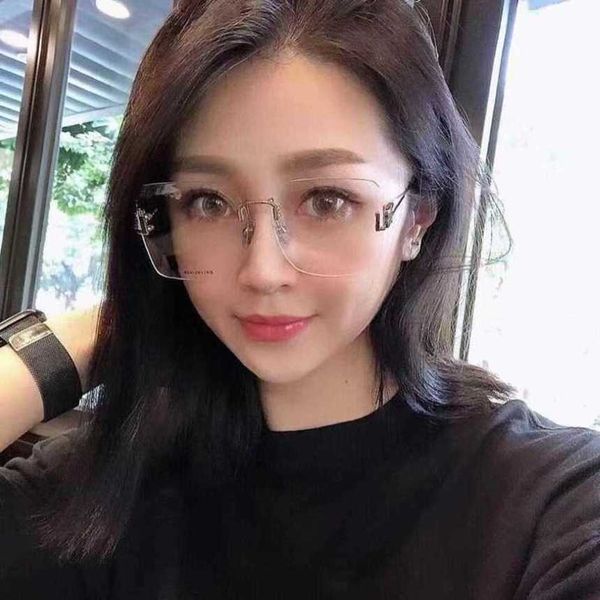 luxury designer fashion sunglasses 20% off 21 b family frameless cut edge fashion net red metal large frame gradient, White;black
luxury designer fashion sunglasses 20% off 21 b family frameless cut edge fashion net red metal large frame gradient, White;black