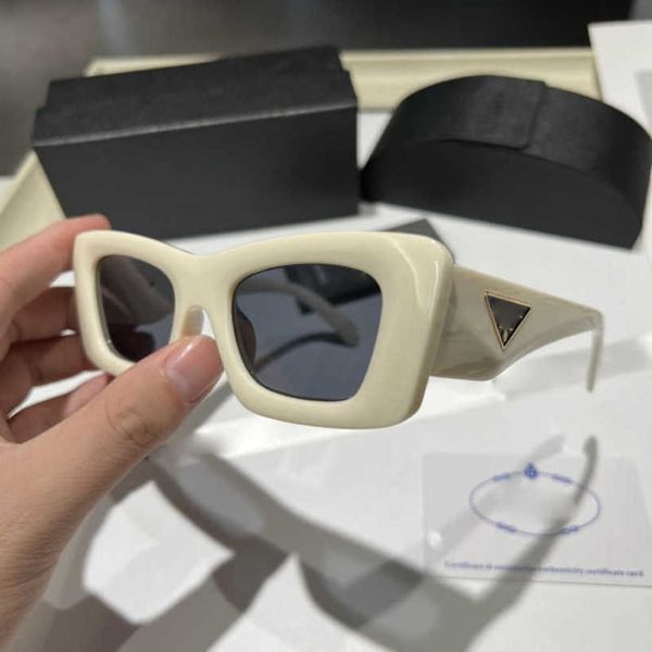 20% off luxury designer new men's and women's sunglasses 20% off box large frame face covering fashion cat eyes ultra light glasse, White;black
20% off luxury designer new men's and women's sunglasses 20% off box large frame face covering fashion cat eyes ultra light glasse, White;black