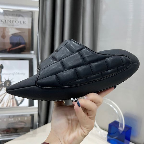 summer mens and womens fashion ufo slippers super fiber cowhide upper high elasticity foam sole space slippers casual comfortable women shoe, Black
summer mens and womens fashion ufo slippers super fiber cowhide upper high elasticity foam sole space slippers casual comfortable women shoe, Black