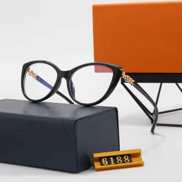 50% off luxury designer new men's and women's sunglasses 20% off overseas male female frame mobile phone flat lens glasses can be, White;black
50% off luxury designer new men's and women's sunglasses 20% off overseas male female frame mobile phone flat lens glasses can be, White;black