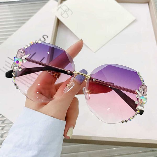 40% off luxury designer new men's and women's sunglasses 20% off frameless anti big face looks thin, White;black
40% off luxury designer new men's and women's sunglasses 20% off frameless anti big face looks thin, White;black