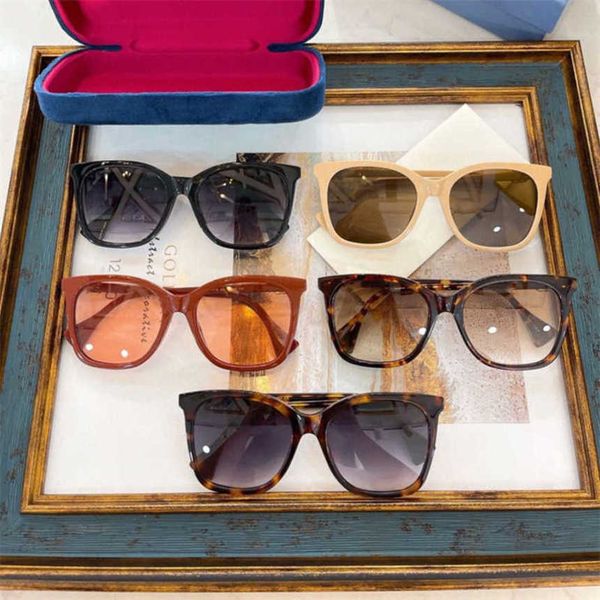 luxury designer fashion sunglasses 20% off large frame plate anti ultraviolet ins classic versatile, White;black
luxury designer fashion sunglasses 20% off large frame plate anti ultraviolet ins classic versatile, White;black
