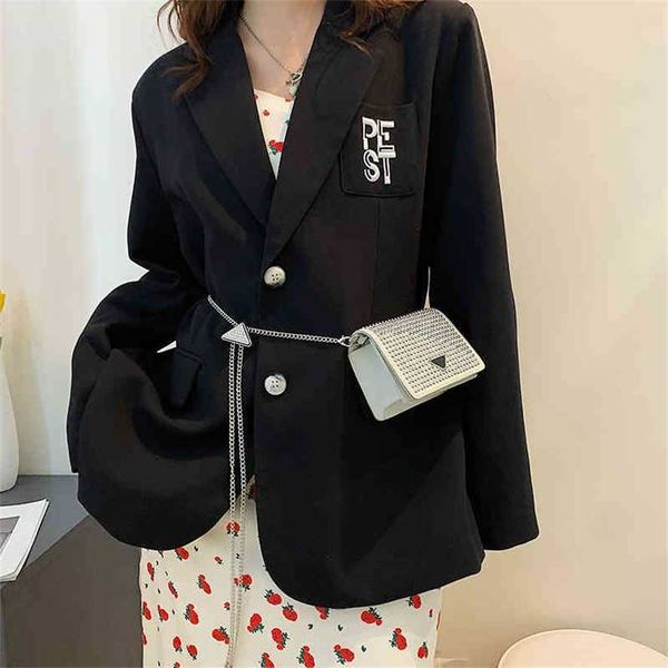 handbag 2023 new bag niche mini rhinestone waist women's red shoulder messenger chain triangle
handbag 2023 new bag niche mini rhinestone waist women's red shoulder messenger chain triangle
