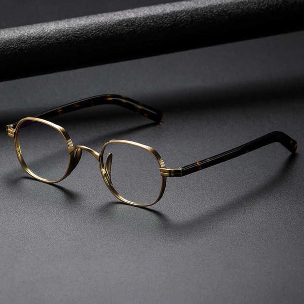30% off luxury designer new men's and women's sunglasses 20% off japanese pure titanium wannian tortoise frame with 132 plate smal, White;black
30% off luxury designer new men's and women's sunglasses 20% off japanese pure titanium wannian tortoise frame with 132 plate smal, White;black
