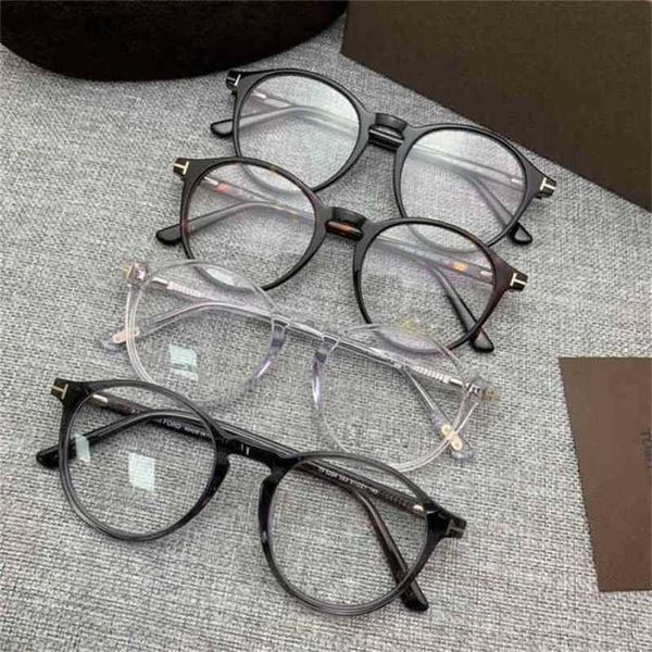 luxury designer sunglasses 20% off fashion version flat light box version of the same model can be equipped with myopia anti blue, White;black
luxury designer sunglasses 20% off fashion version flat light box version of the same model can be equipped with myopia anti blue, White;black