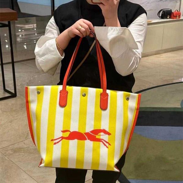french lc canvas tote bag women designer bags bucket large capacity women's dumpling bag single shoulder bag 230318
french lc canvas tote bag women designer bags bucket large capacity women's dumpling bag single shoulder bag 230318