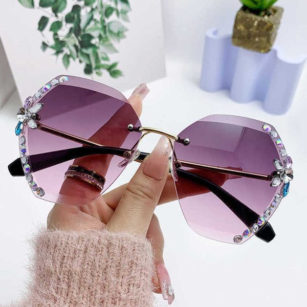 40% off luxury designer new men's and women's sunglasses 20% off rhinestone slim frameless trimming fashion anti-uv korean glasses, White;black
40% off luxury designer new men's and women's sunglasses 20% off rhinestone slim frameless trimming fashion anti-uv korean glasses, White;black